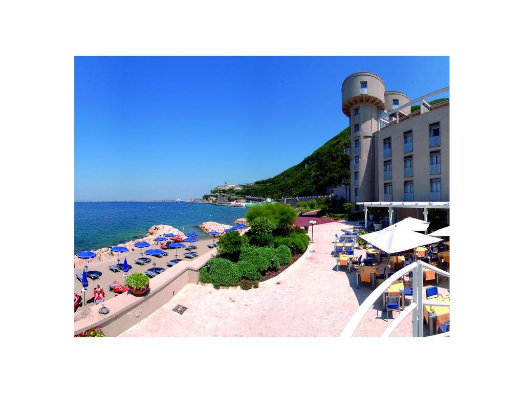 Towers Hotel Stabiae Sorrento Coast Castellammare di Stabia Zewnętrze zdjęcie